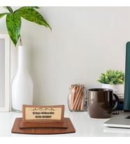 Kişiye Özel Ahşap Ofis Masa İsimliği