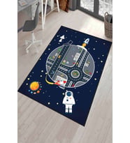 Lacivert Kaymaz Tabanlı Uzay Astronotlu Çocuk Halısı AR323
