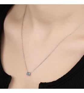 Ucarticaret S-warovski Taşlı Gümüş Tektaş Bayan Kolye