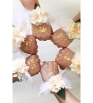 Krem Ortanca İncili Bekarlığa Veda Nedime Bilekliği Seti ve Team Bride Dövme Seti (Karışık)