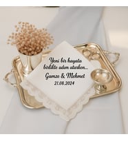 Söz ve Nişan Tepsisi için Söz Mendili– Kişiye Özel Mesajlı Dantelli Mendil  Anlamlı ve Kalıcı Nişan Hatırası (Beyaz)