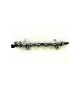 VW Tiguan GOLF6 Jetta Passat 2.0TDI 2013- Yakit Borusu 04L130089B Oem