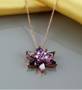Rose Gold Kaplama Mor Zirkon Taşlı Lotus Çiçeği Hediyelik Kolye