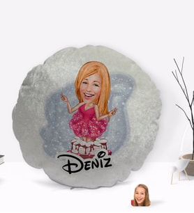 BK Gift Kişiye Özel İsimli Kadın Doğum Günü Karikatürlü Yuvarlak Dekoratif Kırlent Yastık-1