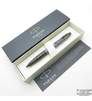 Parker Sanatsal Çizimli 05 Uçlu Versatil Kalem  Benzersiz üründür. Yalnızca bir adet bulunmaktadır (Karışık)