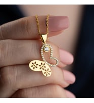 Vaoov 925 Ayar Gümüş Çiçek Desenli Taşlı Kelebek Kolye (Gold)