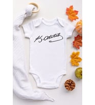 Unisex Bebek Beyaz Atatürk İmza Baskılı Kısa Kol Çıtçıtlı Body Zıbın
