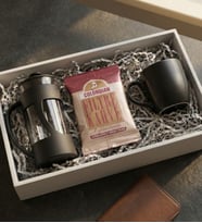 Kahve Severlere Özel Hediye Seti (French Press & Kupa & Taze Filtre Kahve) (Siyah)
