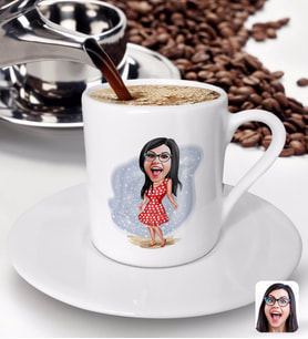 BK Gift Kişiye Özel Tatilci Kadın Karikatürlü Türk Kahvesi Fincanı-4