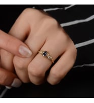 14k Altın Renkli Taşlı Minimal Motif Yüzük