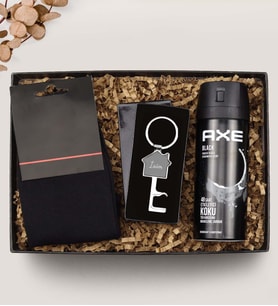 Kişiye Özel Gümüş Renk Açacaklı Ev Anahtarlık & Erkek Deodorant & Çorap Hediye Seti