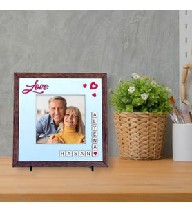 Kişiye Özel Aşk Temalı İsimli Ahşap Fotoğraf Çerçevesi – Sevgiliye Hediye 20x20 cm Kare