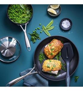 Tupperware Delikli Spatula