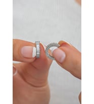 925 Ayar Gümüş 10 mm Baget Taşlı Tamtur Küpe