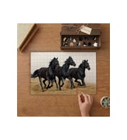 Siyah Atlar Tasarımı 240 parça Ahşap Puzzle Ahşap Kutuda MP10724