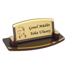 Kişiye Özel Atatürk Tasarımlı  Masa Üstü Ahşap Masa Üstü İsimlik