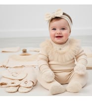 KIZ BEBEK ORGANİK MÜSLİN KUMAŞ NEWBORN 10 LU DANTELLİ NAKIŞLI TAKIM SETİ 0-3 AY (Taş-Bej)