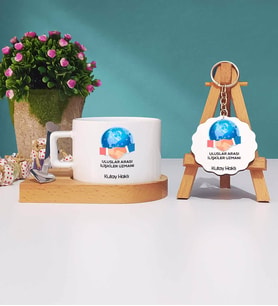 Uluslararası İlişkiler Uzmanı Ahşap Altlıklı Fincan ve Anahtarlık Hediye Seti