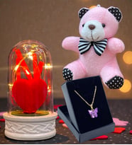 Tasarım Kelebek Kolye, Peluş Anahtarlık ve Led Işıklı Fanus Hediye Seti (Model 1)