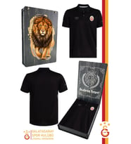 Galatasaray Orijinal Lisanslı Polo Yaka Siyah T-Shirt Hediyelik Ahşap Kutulu (Siyah)