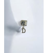 İtalyan Harf Charm D
