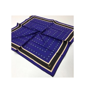 Geometrik Desen Gold Seri Twill Eşarp Eşarp Askısı ile Birlikte 90x90 cm Saks Ma