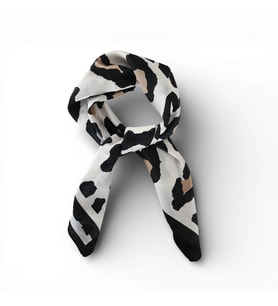 Leopar İzleri Saten Fular 70x70 cm