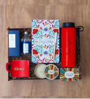 Özel Ahşap Kutu İle Hediye seti & İsme Özel Fincan, Defter, Roller Kalem 550ml Suluk, 100Ml Kolonya