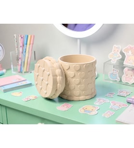 3D Baskı Kabartma Kalp Desenli Kapaklı Kalemlik - Masaüstü Organizer - Bej