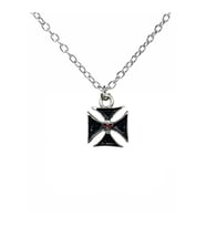 Demir Haç Figürlü Kolye – Gotik Unisex Antik Tasarım, 60 cm Zincirli (Gümüş)