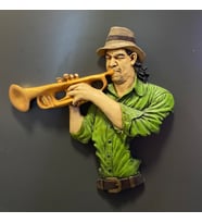 Trompet Çalan Müzisyen Adam