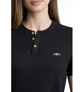 Waffle Dokulu Likralı Henley Yaka Düğmeli Regular Kısa Kollu T-Shirt - Siyah