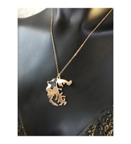 Kadın Gümüş Kolye - Yunanistan (GREECE) Haritası Bayrağı Rose Renk 925 Ayar Gümüş Ülke Kolye