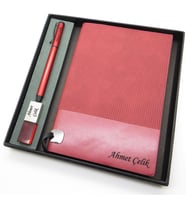 Signator® Codex  N144 Kişiye Özel Defterli Set - İsme Özel Kırmızı Kalem + İsme Özel Kırmızı Defter + İsme Özel 32 GB Usb Bellek İsme Özel Kutusunda Hediyelik Set (Karışık)