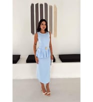 Neşeli butik kadın bebe mavi kolsuz peplum kesim midi boy kemer tokalı elbise NBK4640
