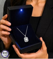 925 Ayar Gümüş Baget Taşlı Kolye  Zirkon Baget Kadın Kolye  Şık ve Zarif Hediye Seçeneği
