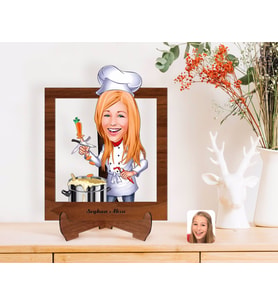 BK Gift Kişiye Özel Kadın Chef Karikatürlü Ahşap Standlı 3D Biblo-1 (Beyaz)