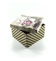 23x23x15 Hediyelik Kutu Kraft Kutu Karton Kutu YIlbaşı Kutusu Pasta Kutusu Balon Kutusu (10 ADET)