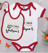 BK Kids Teyzeme Hastayım Tasarımlı Kırmızı Bebek Body Zıbın ve Mama Önlüğü Hediye Seti-1