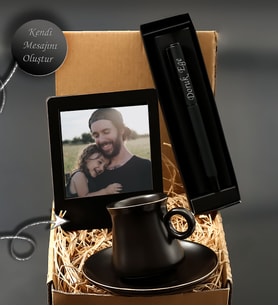 Kişiye Özel Siyah İnstagram Çerçeve& Mat Siyah Roller Kalem& Mat Siyah Fincan Hediye Seti