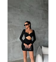 Neşeli butik kadın sırt ve göğüs dekolteli mini elbise NBDF079 (Siyah)