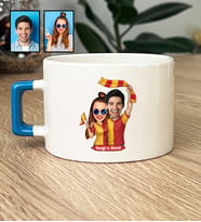 Kişiye Özel Karikatürlü Sarı Kırmızı Taraftar Sevgiliye Hediye Lüks Fincan Sevgililer Günü Hediyesi