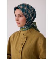 Geometrik Desen %100 Twill İpek Eşarp BE21
