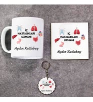 İç Hastalıkları Uzmanı Kupa Bardak Altlık ve Anahtarlık Hediye Seti (Model 1)