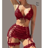 Intive Fantasy Bordo Dantelli Bacak Aksesuarlı Bağlama Detaylı Mini Etekli İç Giyim Takım