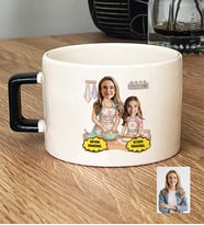 Kişiye Özel Karikatürlü Anne Kız Anneye Hediye Lüks Fincan Anneler Günü Hediyesi