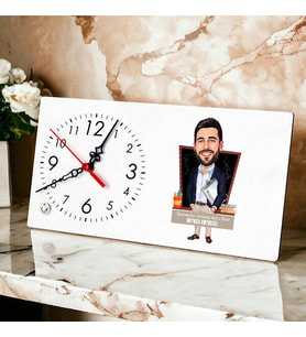 Erkek Öğretmenler İçin Karikatürlü Masa Saati