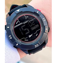 Reebok Silikon Kordon 50 Mt Suya Dayanıklı Dijital Seri Büyük Kasa Spor Erkek Kol Saati RV.PBIG-BG02 (Siyah)