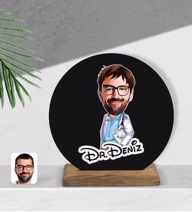 BK Gift Kişiye Özel Erkek Doktor Karikatürlü Yuvarlak Ahşap Biblo-8