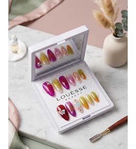 Louésse Candy Splash Takma Tırnak 12’li Renk Geçişli Taşlı Nail Set